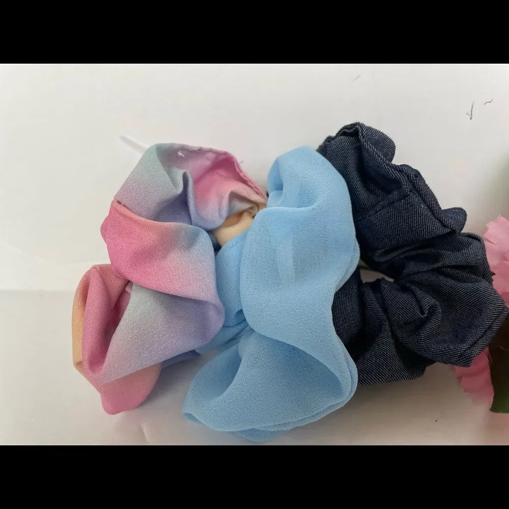 ‎SET OF 3 SCRUNCHIES